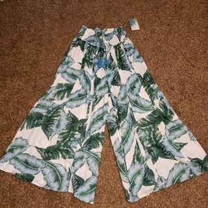 True Destination resort pants